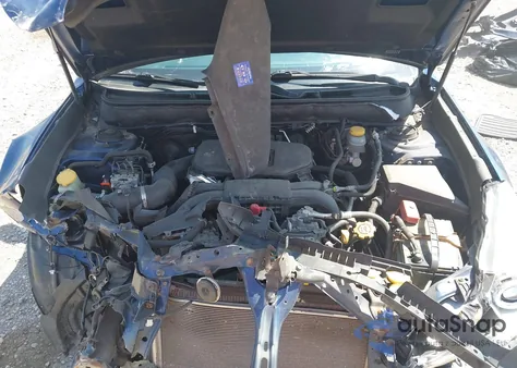 2010 Subaru Legacy 2.5I Premium z USA, uszkodzony, nr VIN 4S3BMCG63A3223917